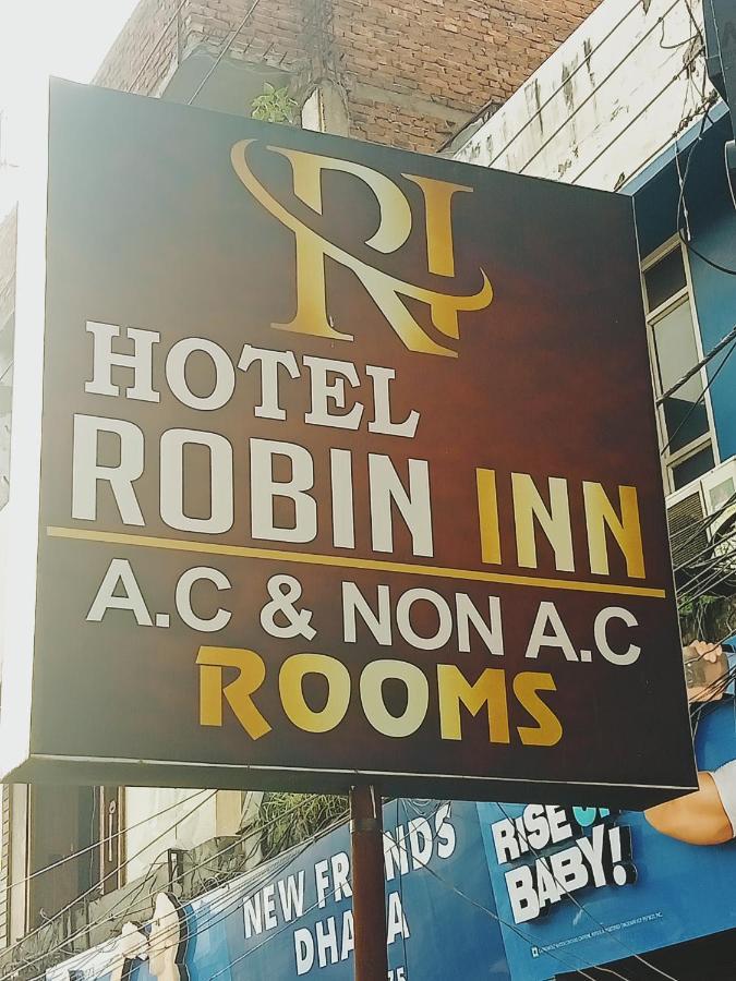 אמריצר Hotel Robin Inn מראה חיצוני תמונה
